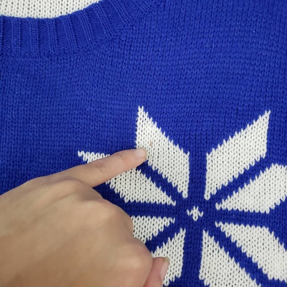 POL blue winter holiday sweater size large - Picture 9 of 12